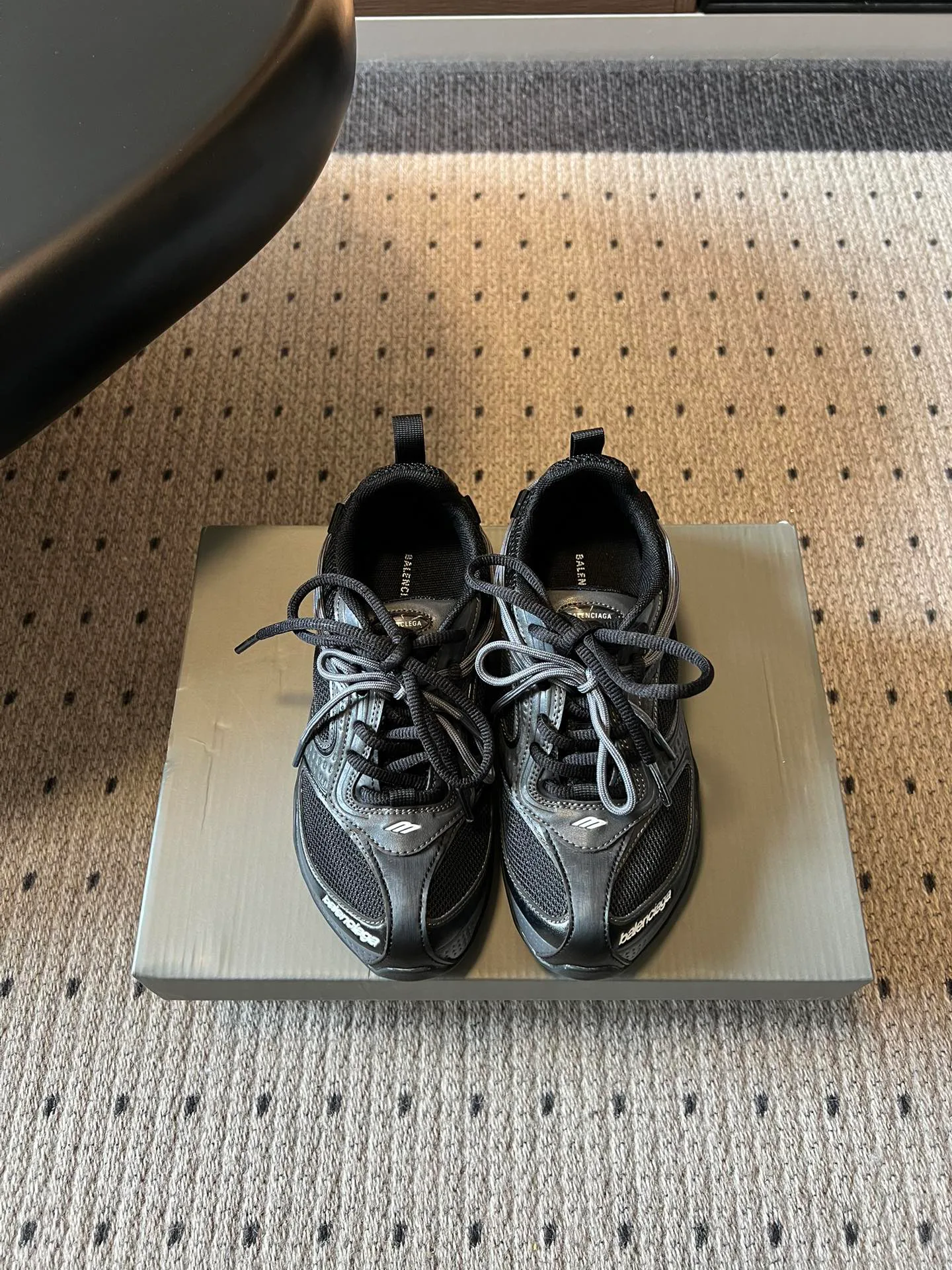 Кроссовки Женские Balenciaga 12713034