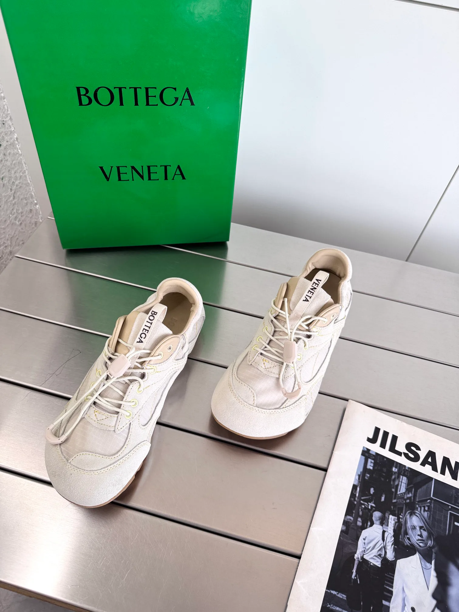 Кроссовки Женские Bottega Veneta 11911491
