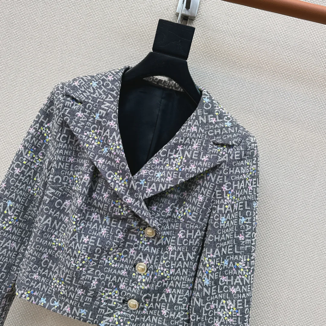 Жакеты Женские Chanel 19512864