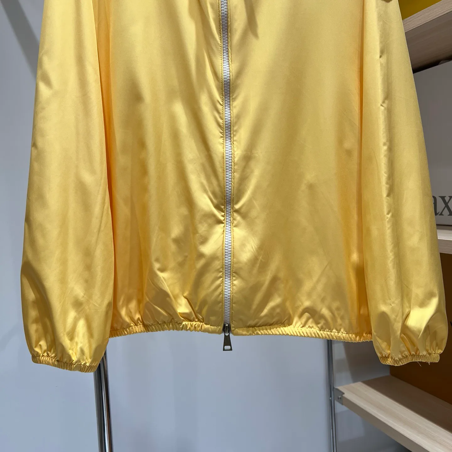 Куртки И Пуховики Женские Moncler 12687065