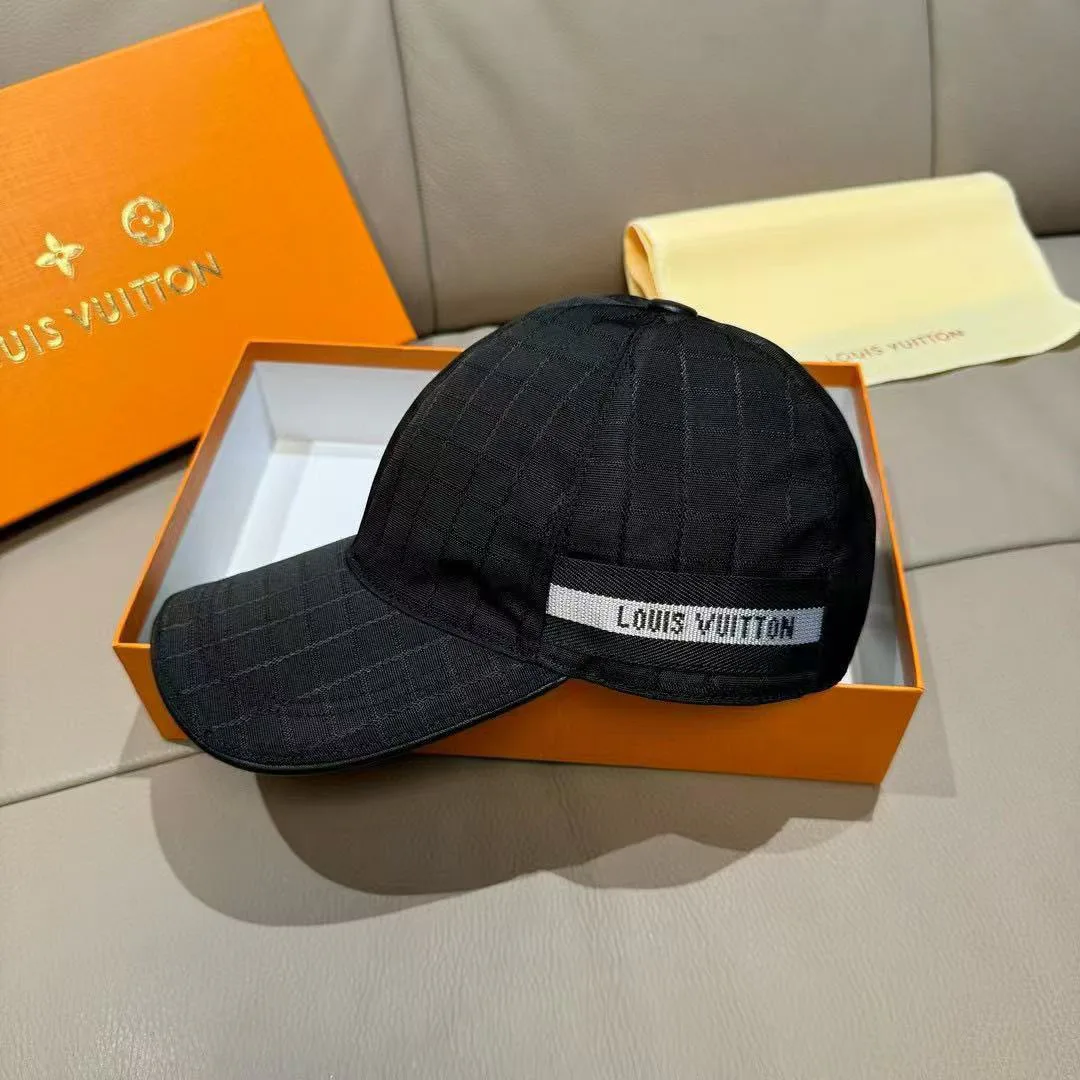 Головные Уборы Louis Vuitton 17515272