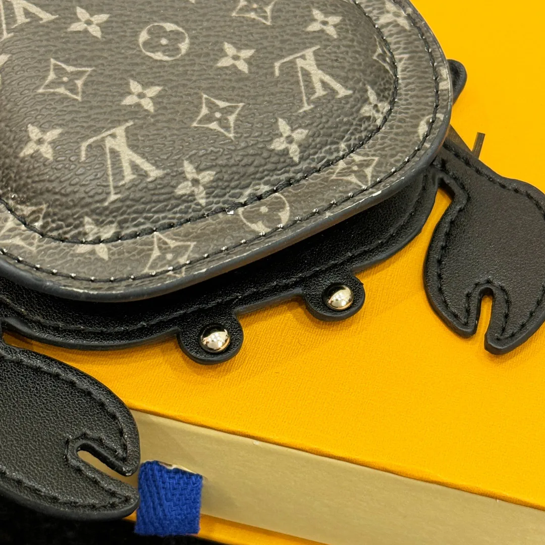 Ключницы Louis Vuitton 18593