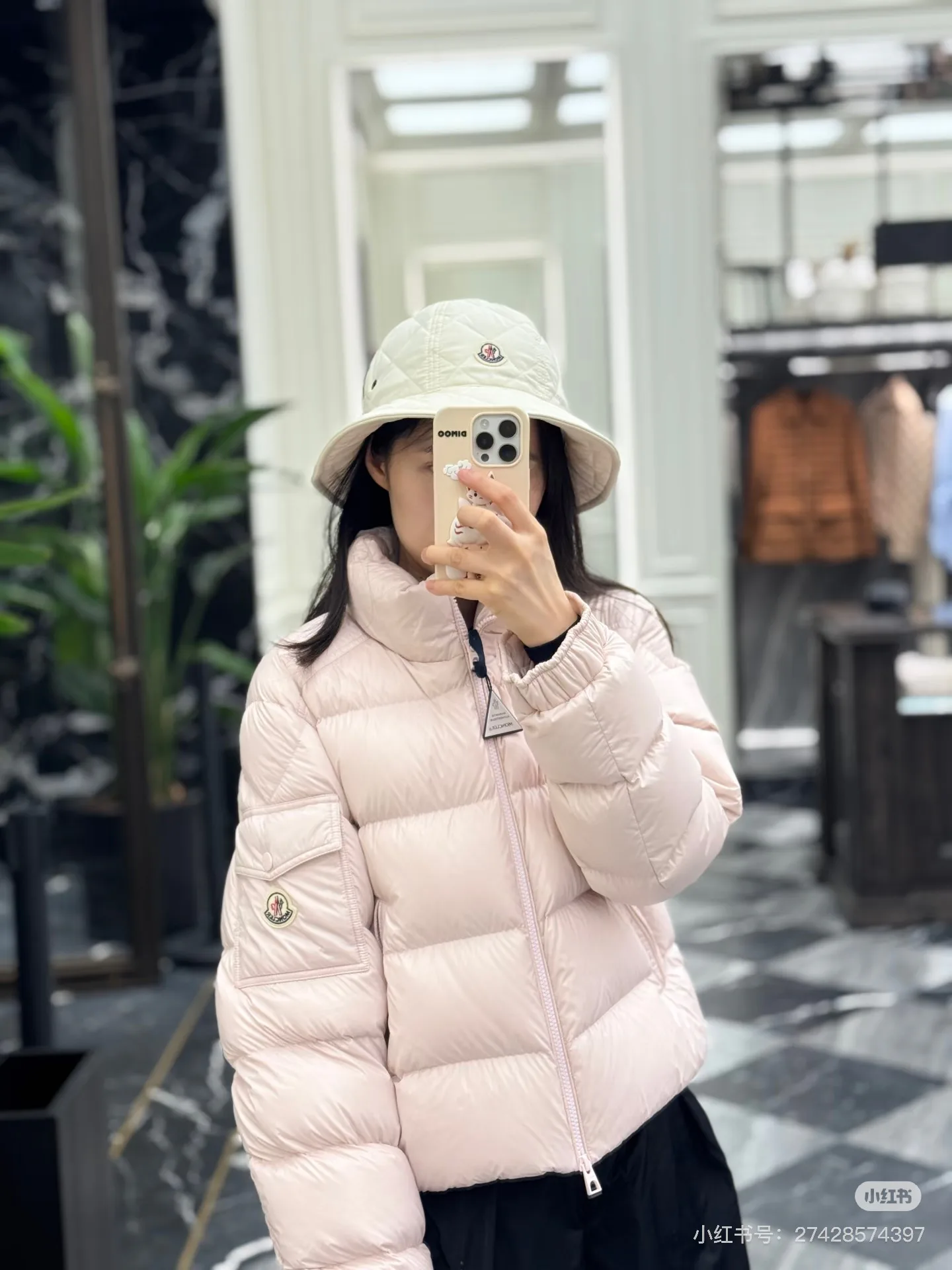 Куртки И Пуховики Женские Moncler 19052090