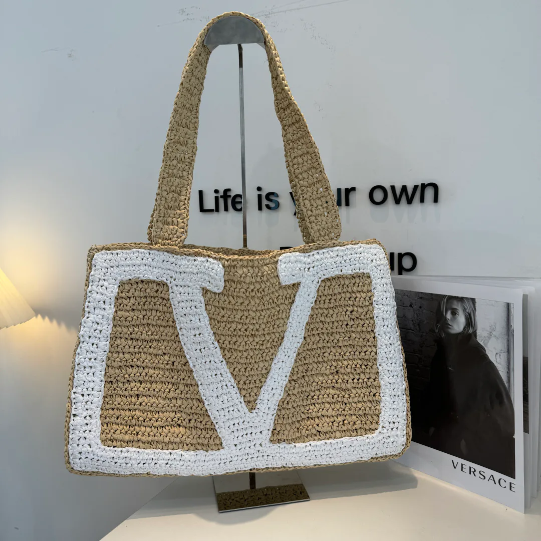 Классические Сумки Женские Valentino 12765001