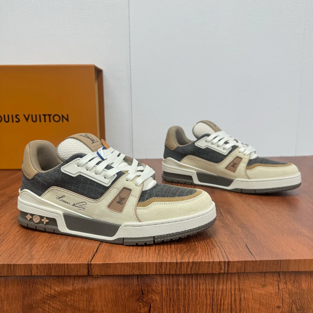 Кроссовки Мужские Louis Vuitton 5892070