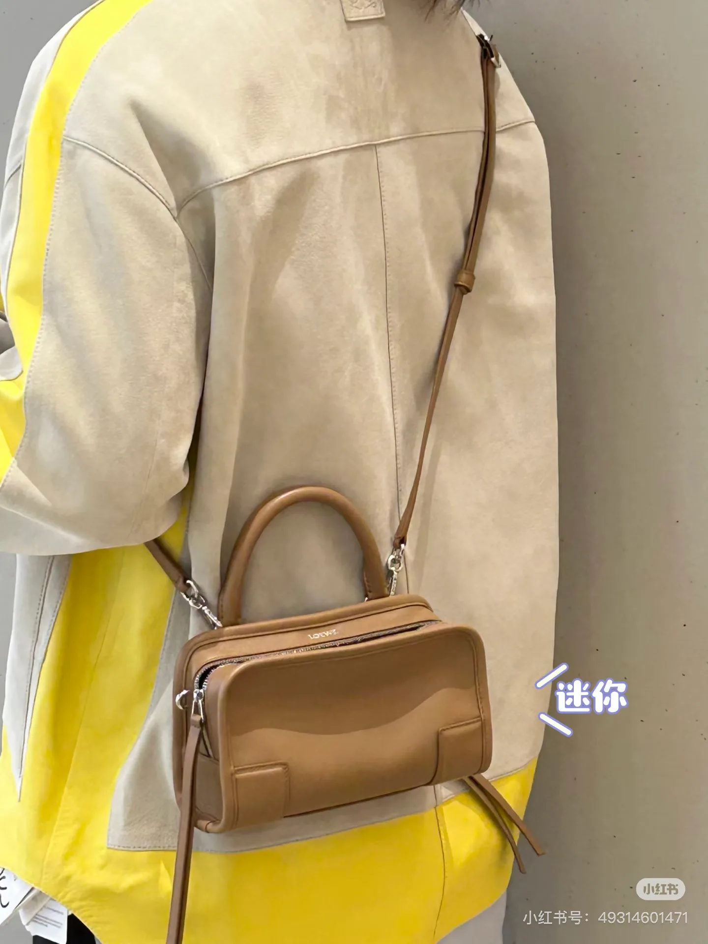 Классические Сумки Женские Loewe 17333206