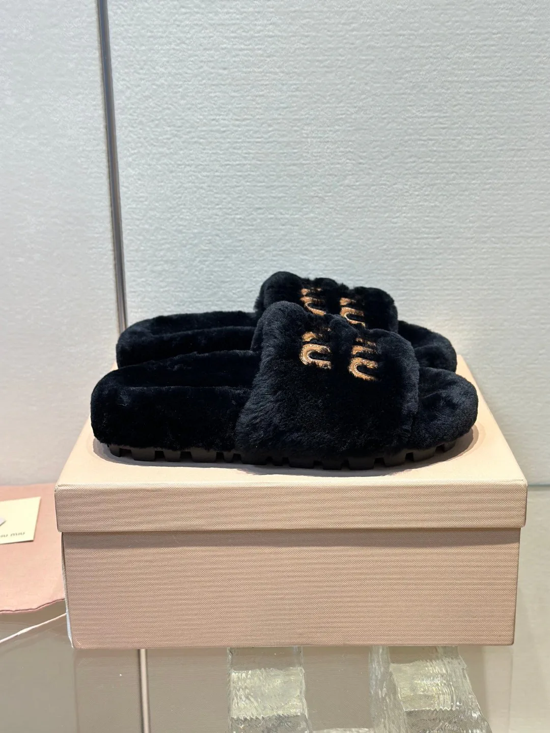 Тапочки Женские Miu Miu 19413781