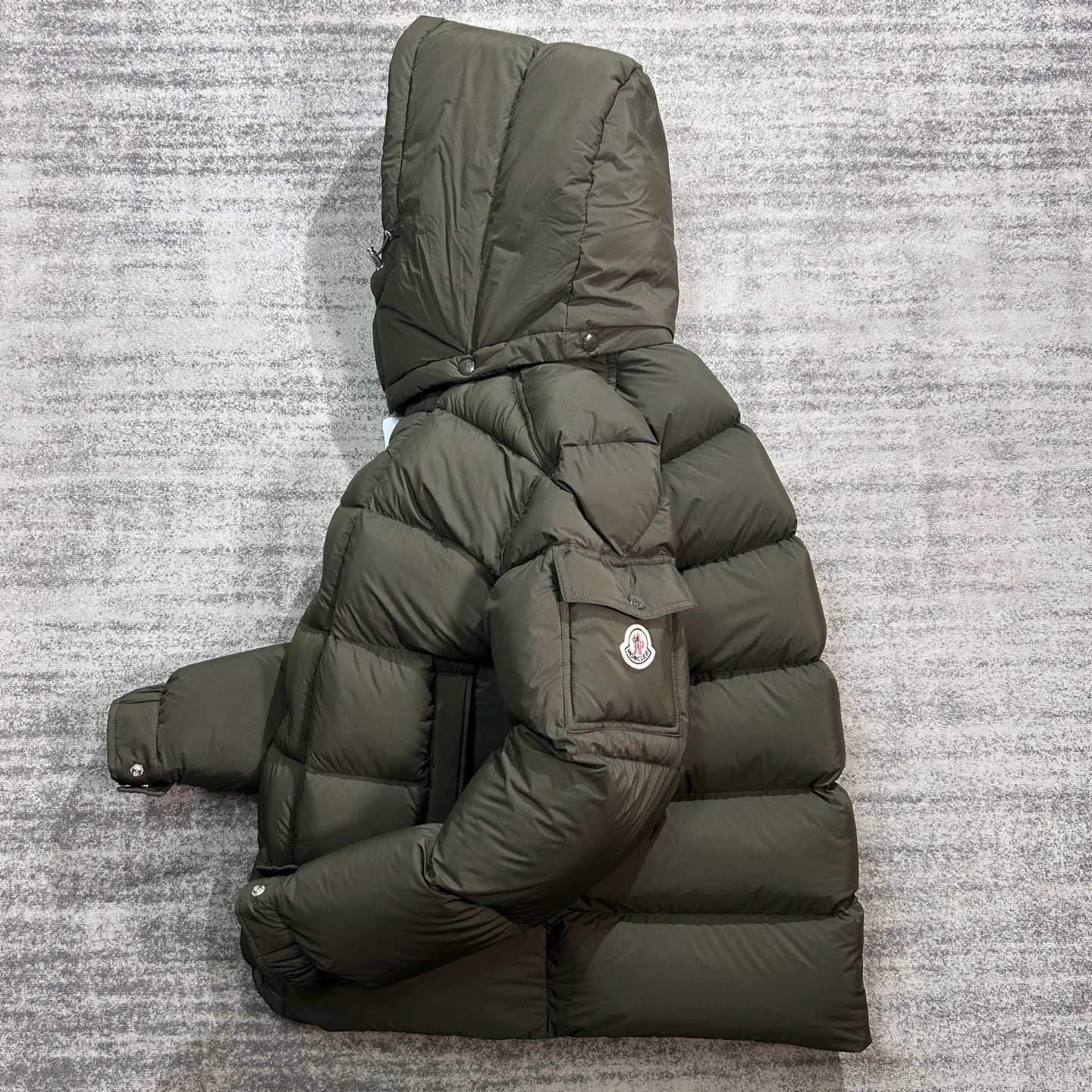 Куртки И Пуховики Женские Moncler 18927167