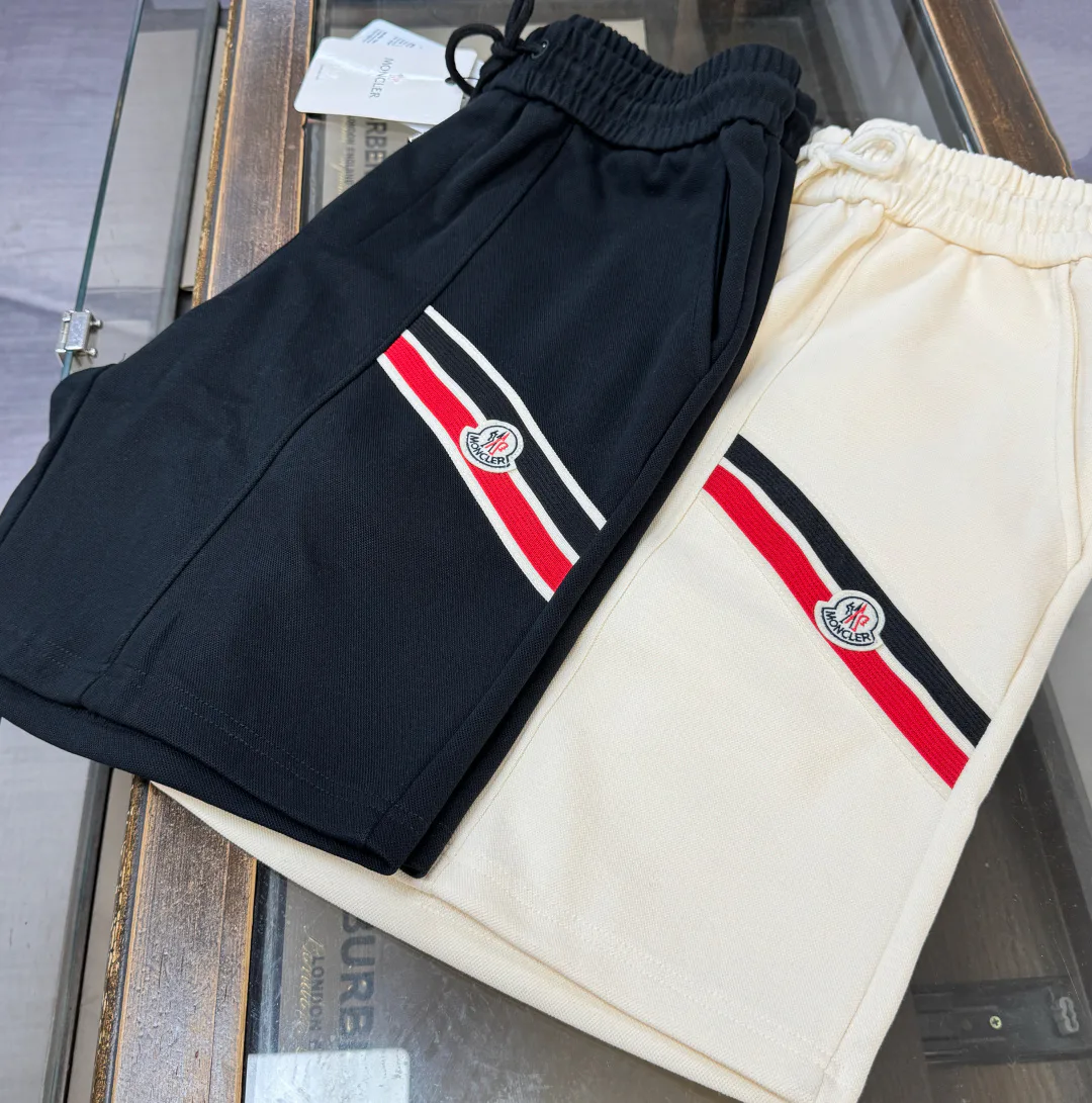 Шорты Женские Moncler 11873047