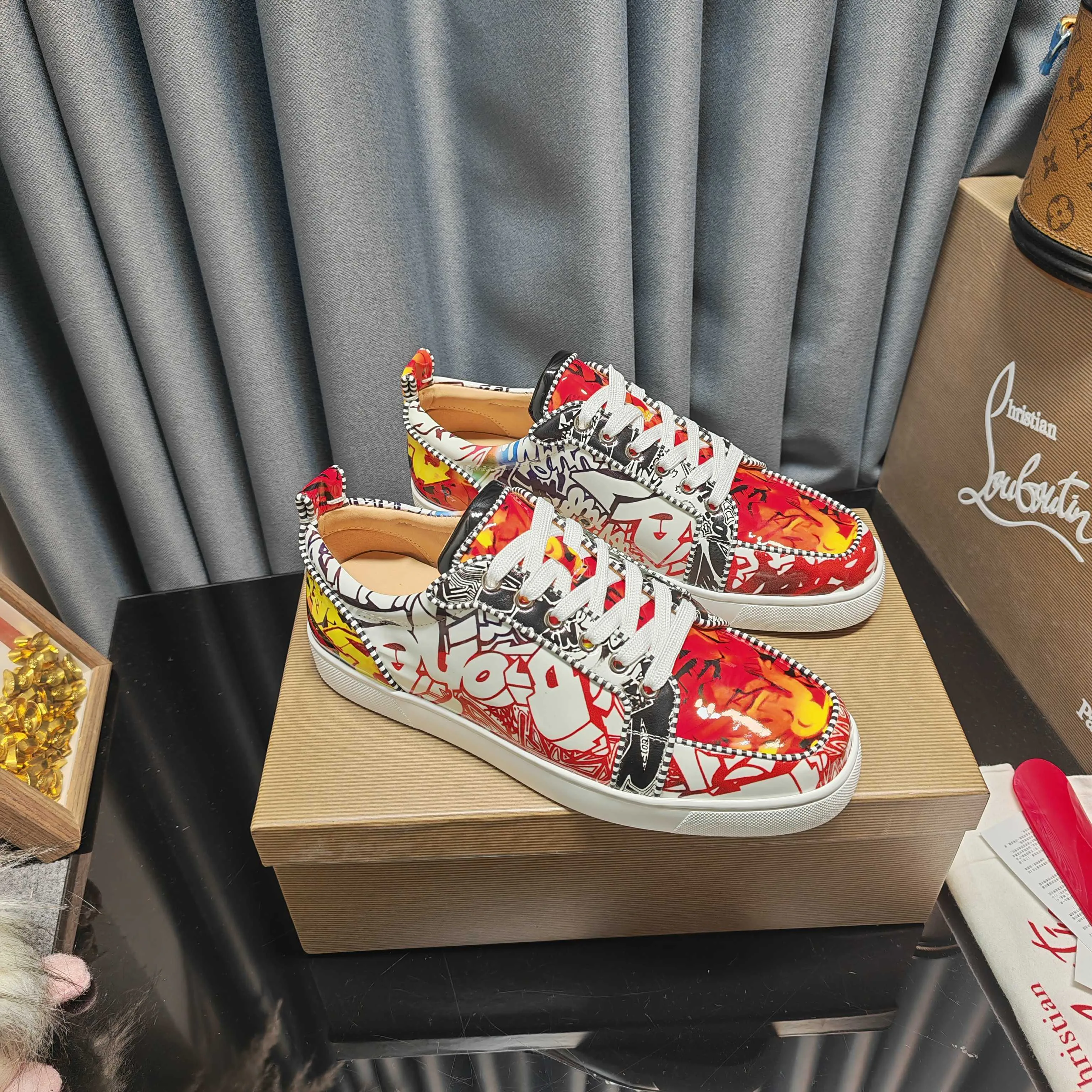 Кеды Женские Christian Louboutin 3958089