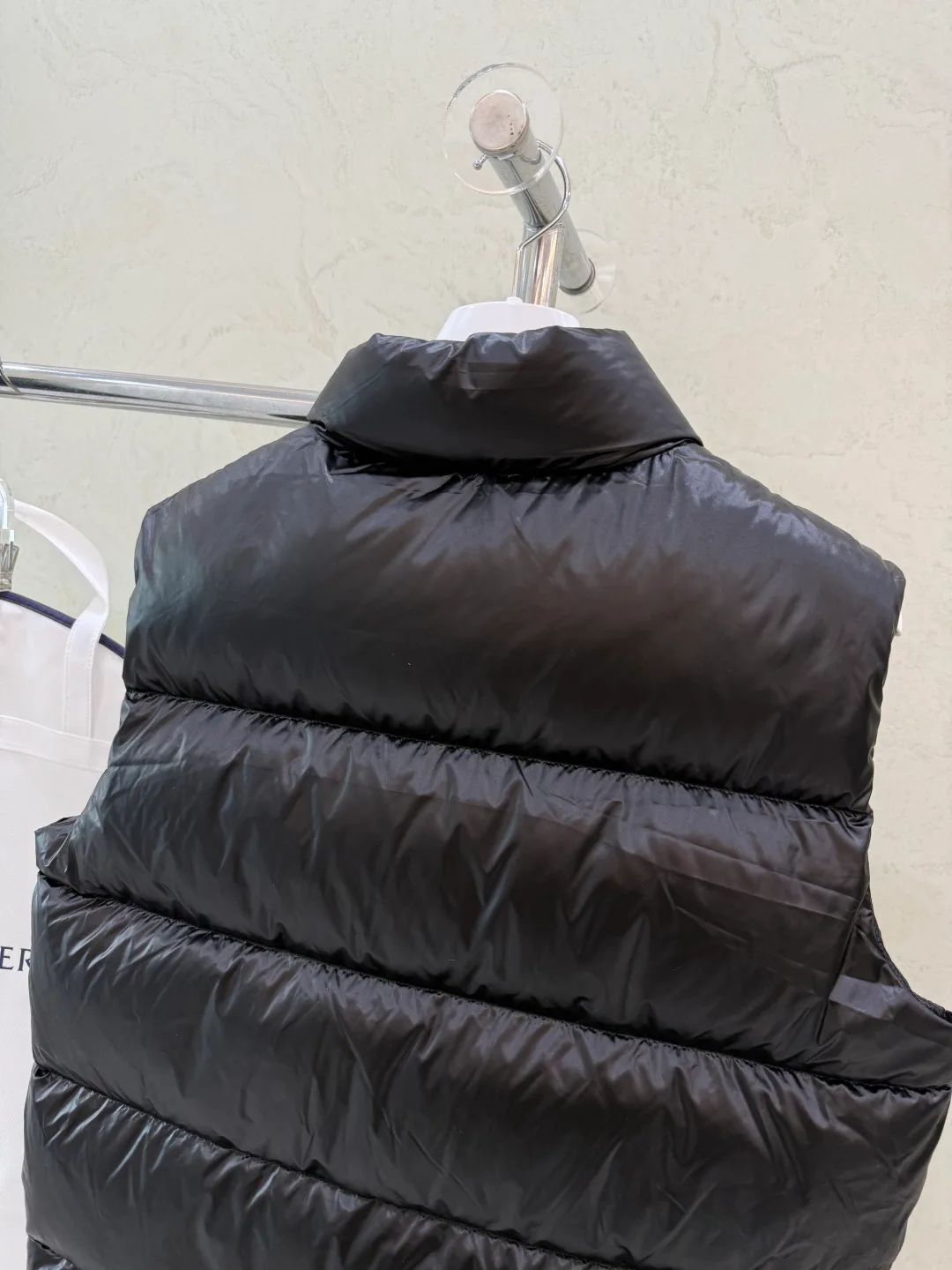 Жилеты Женские Moncler 18052717