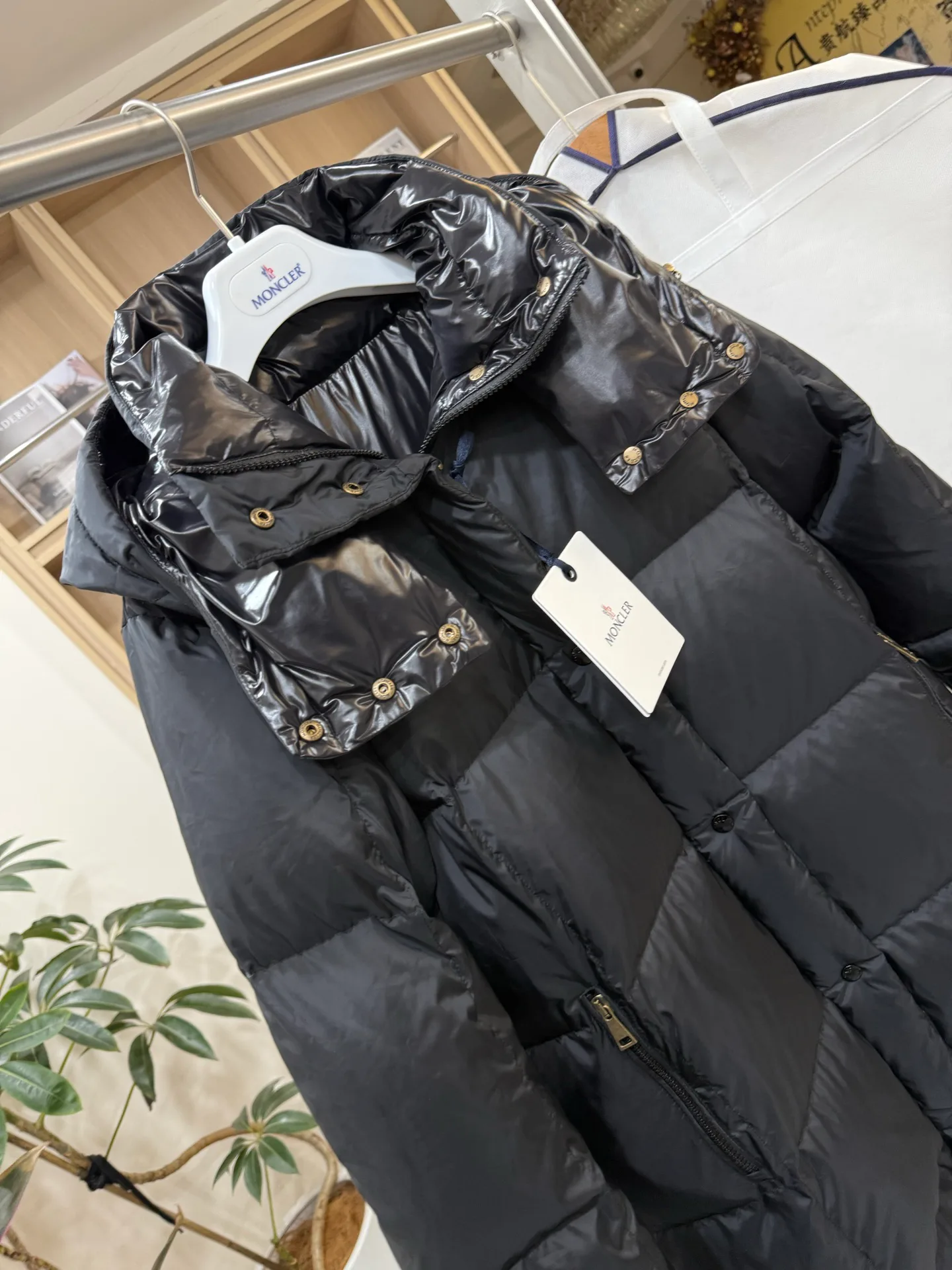Куртки И Пуховики Женские Moncler 18946175