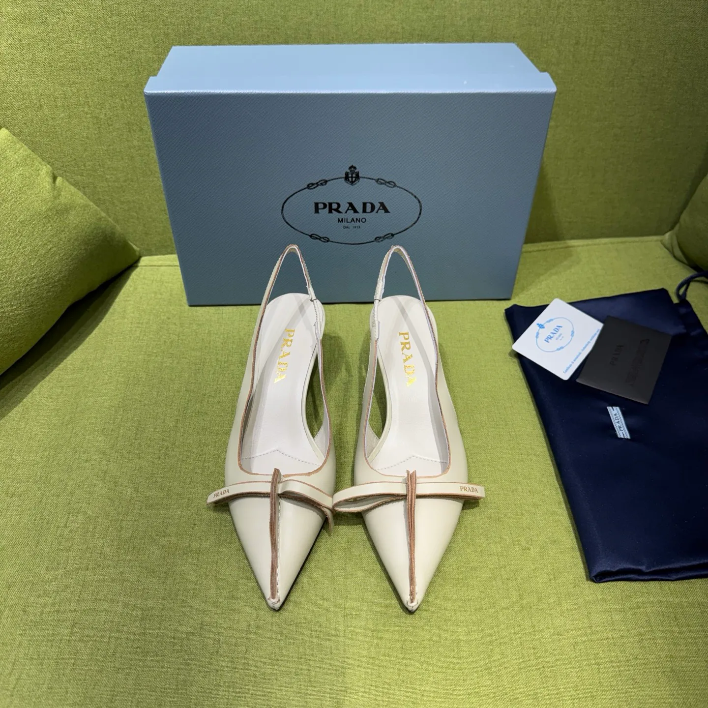 Туфли Женские Prada 18709015