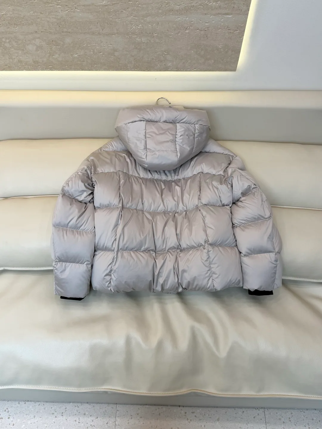 Куртки И Пуховики Женские Prada 18226355