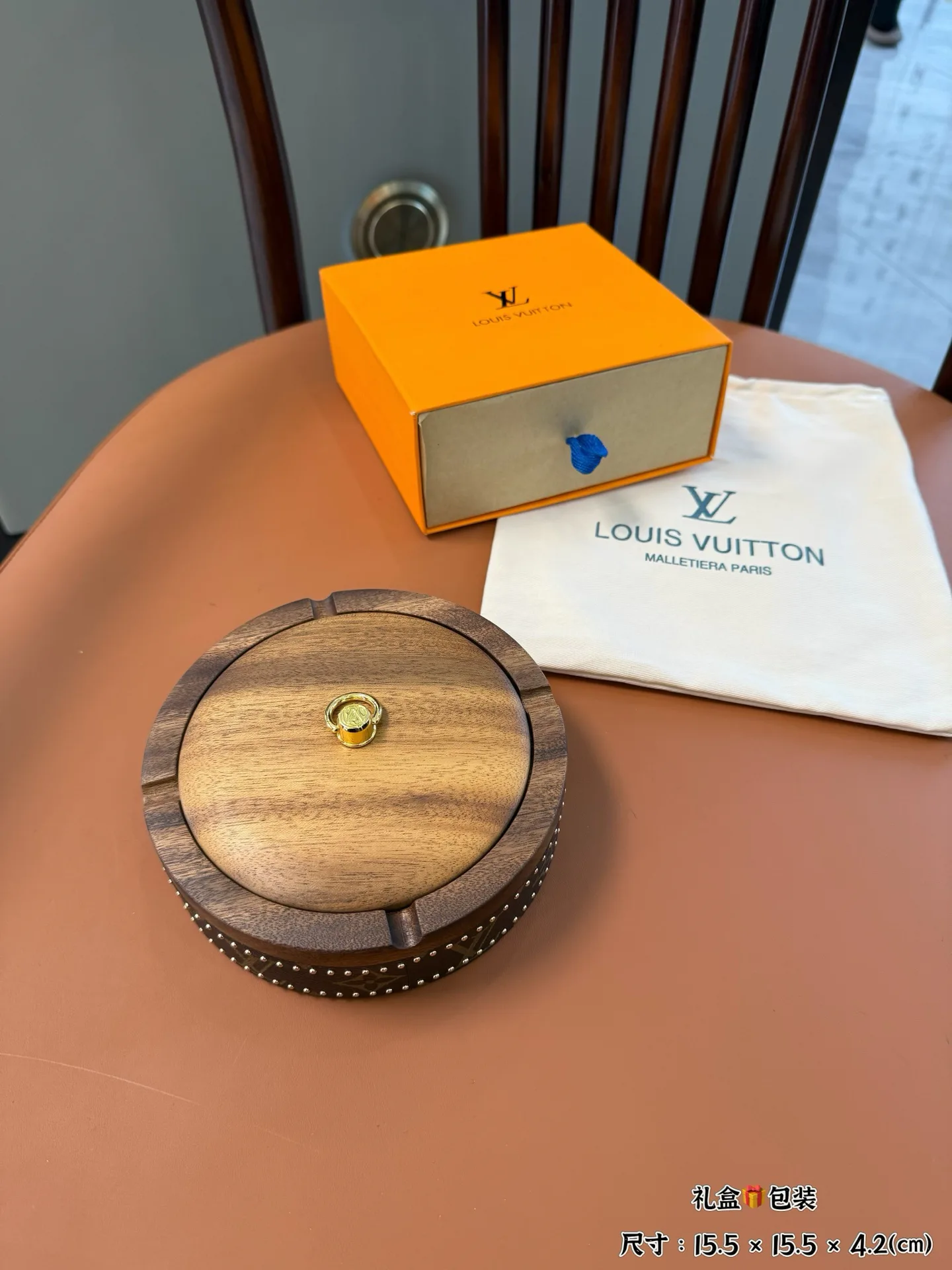 Посуда Louis Vuitton 233194