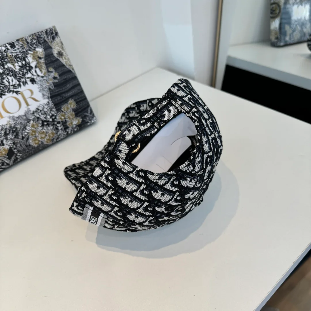 Головные Уборы Christian Dior 13170956