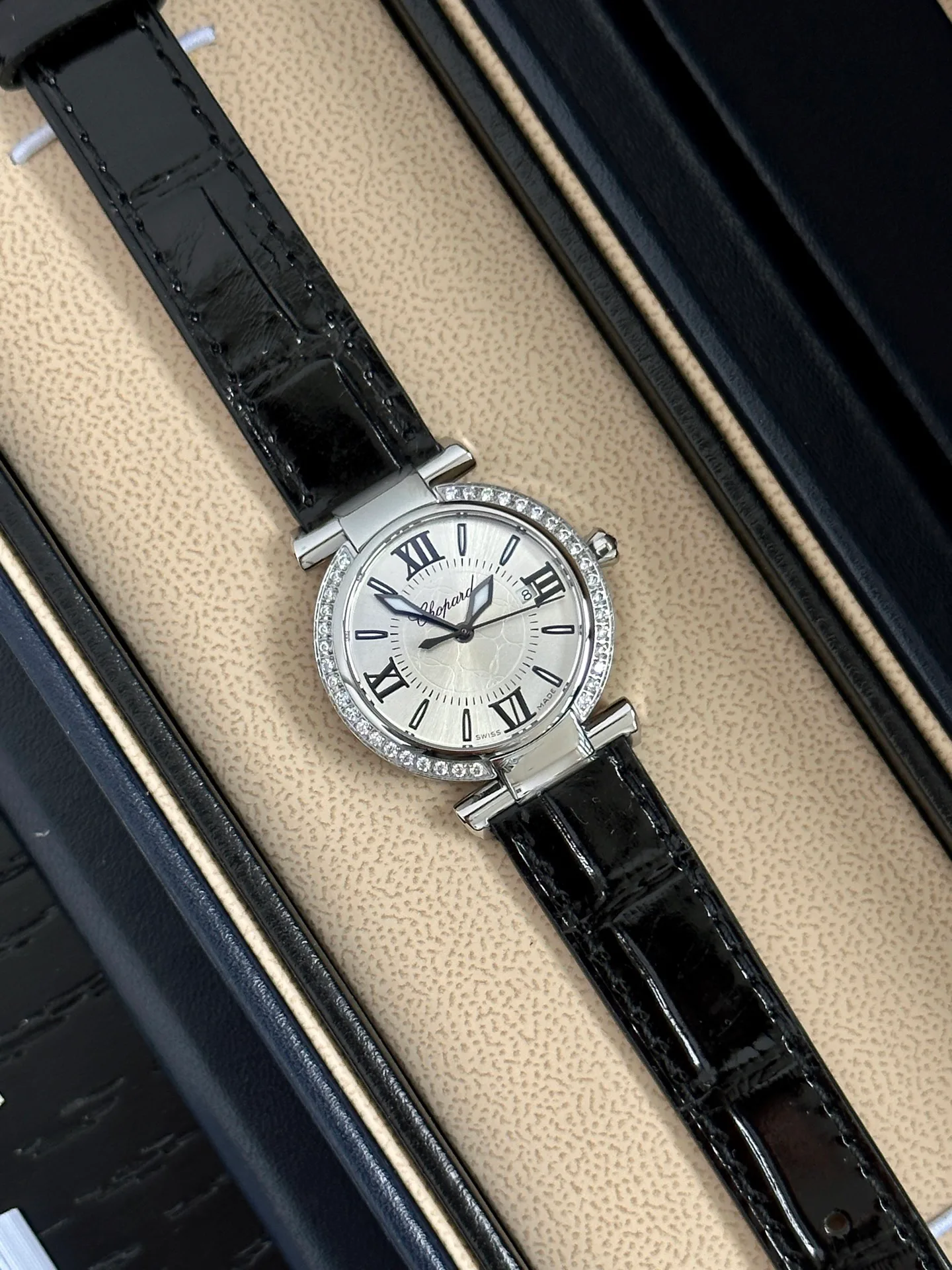 Часы Женские Chopard 233029