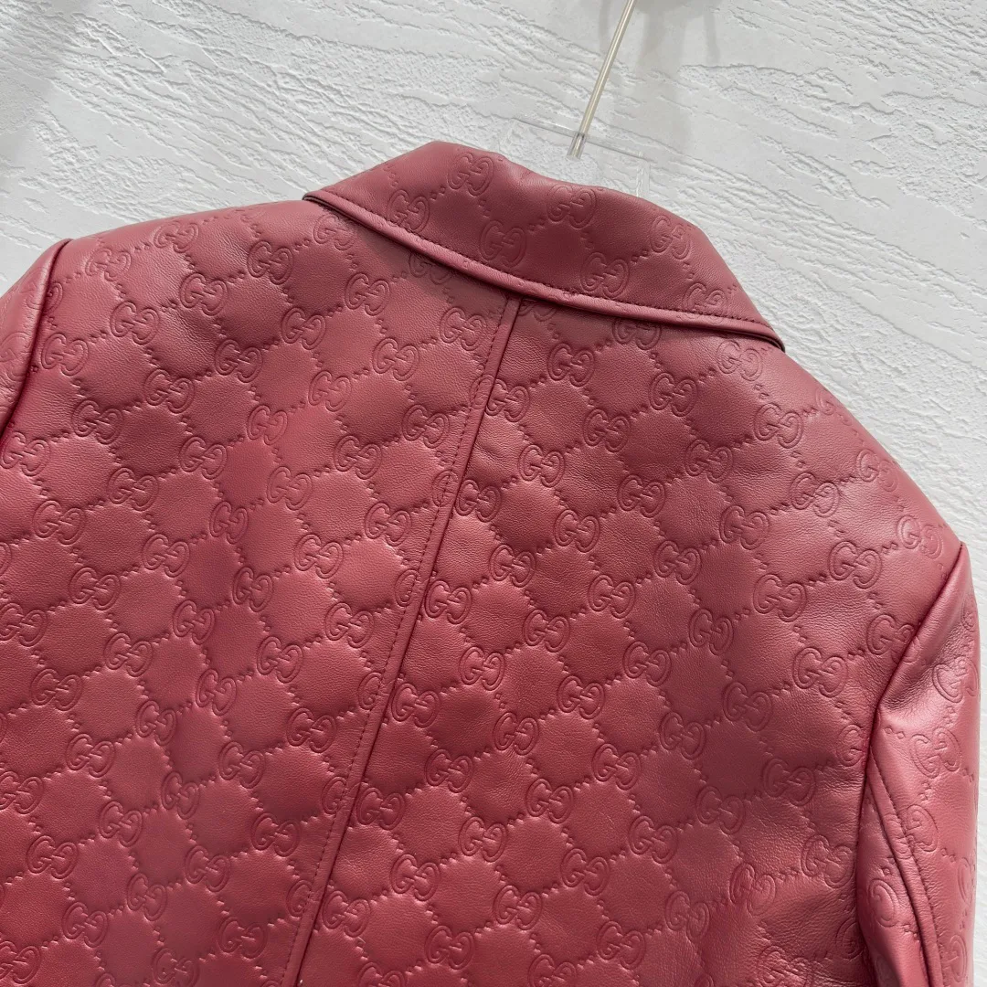 Кожаные Куртки И Дублёнки Женские Gucci 10207253