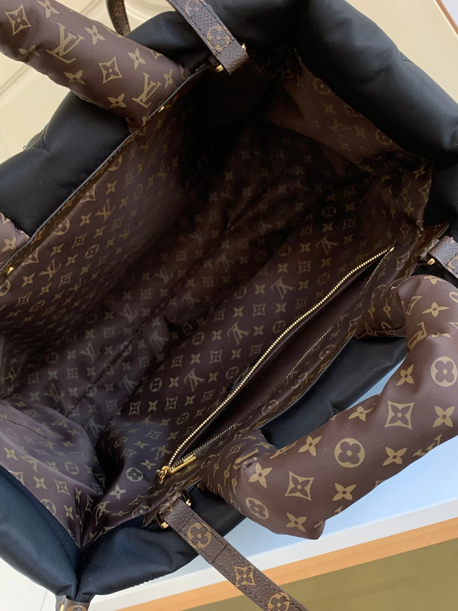 Классические Сумки Женские Louis Vuitton 11485339