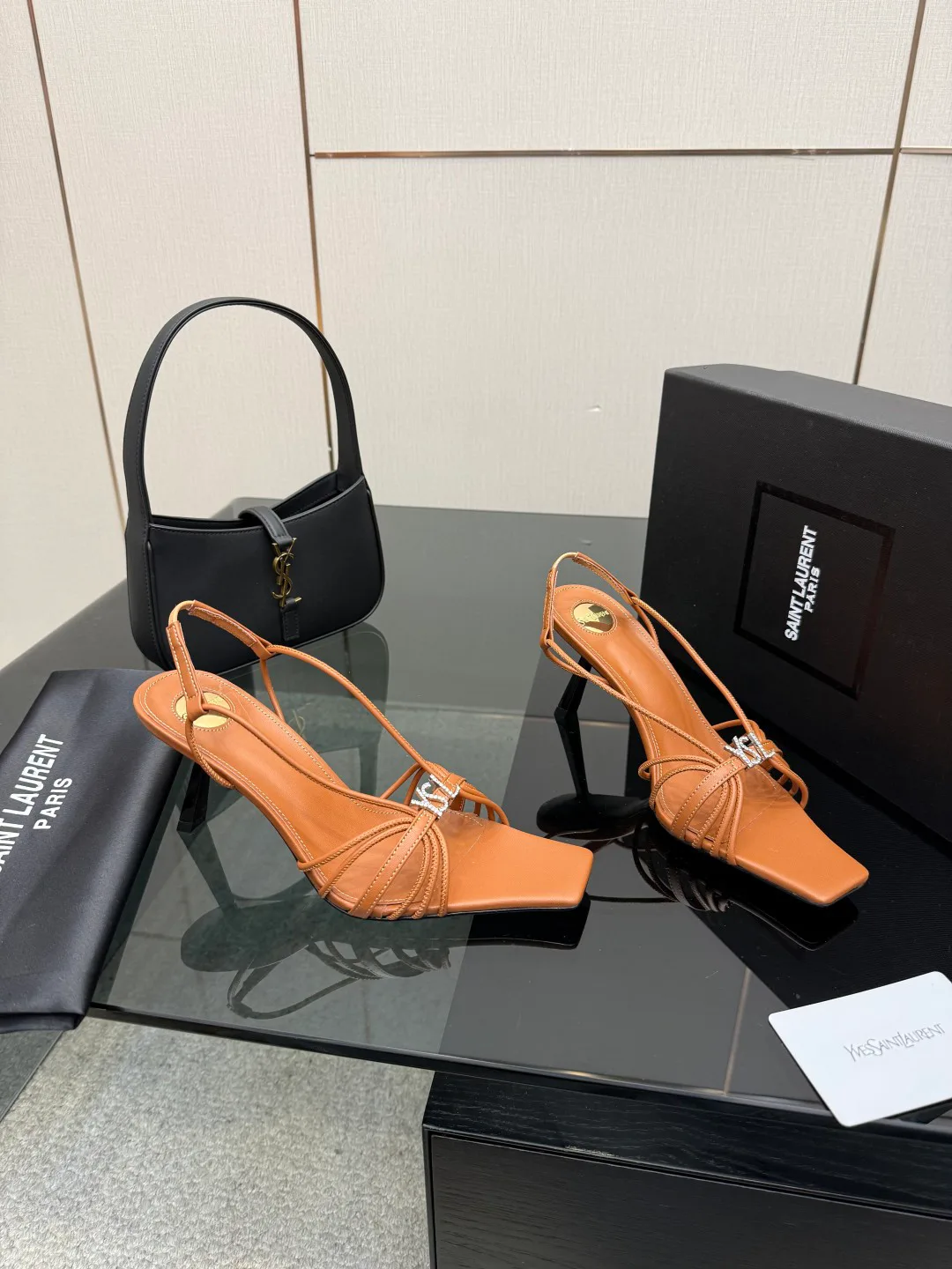 Босоножки Женские Saint Laurent 1435319