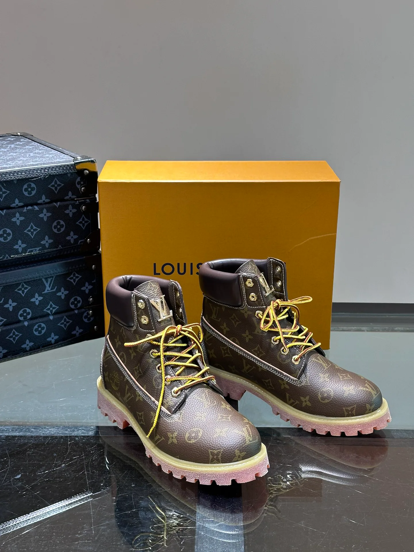 Ботинки Мужские Louis Vuitton 17955336