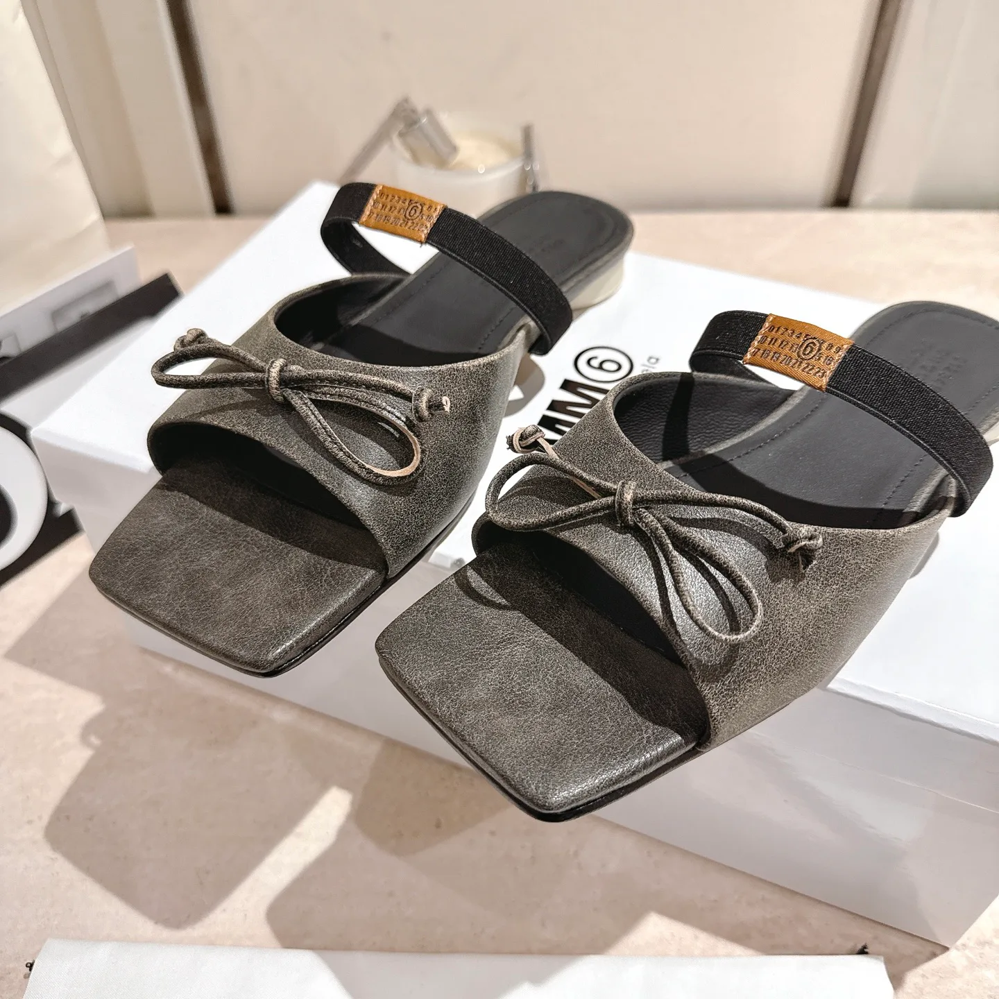 Шлепанцы Женские Maison Margiela 1667506