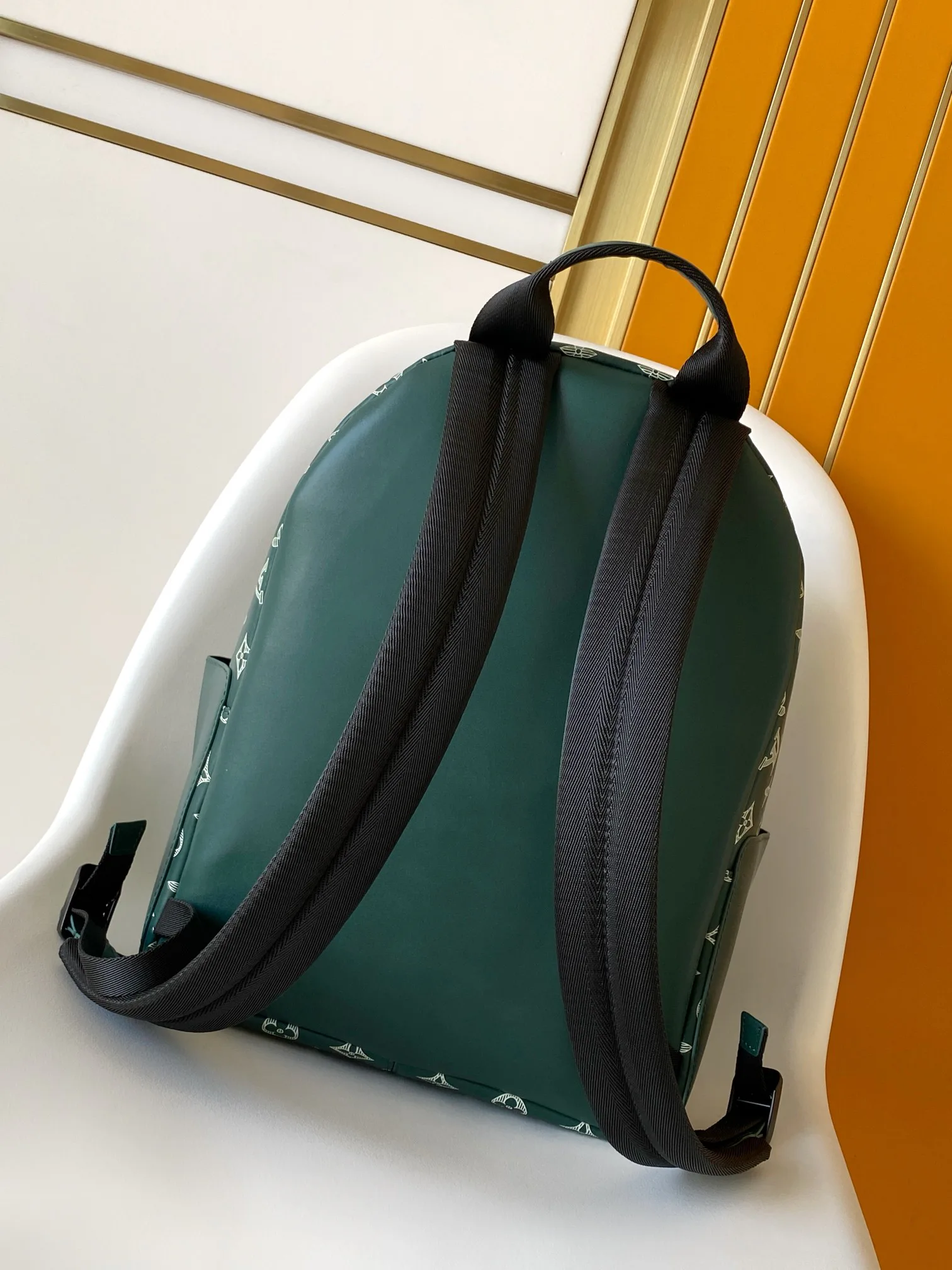 Рюкзаки Женские Louis Vuitton 1253930