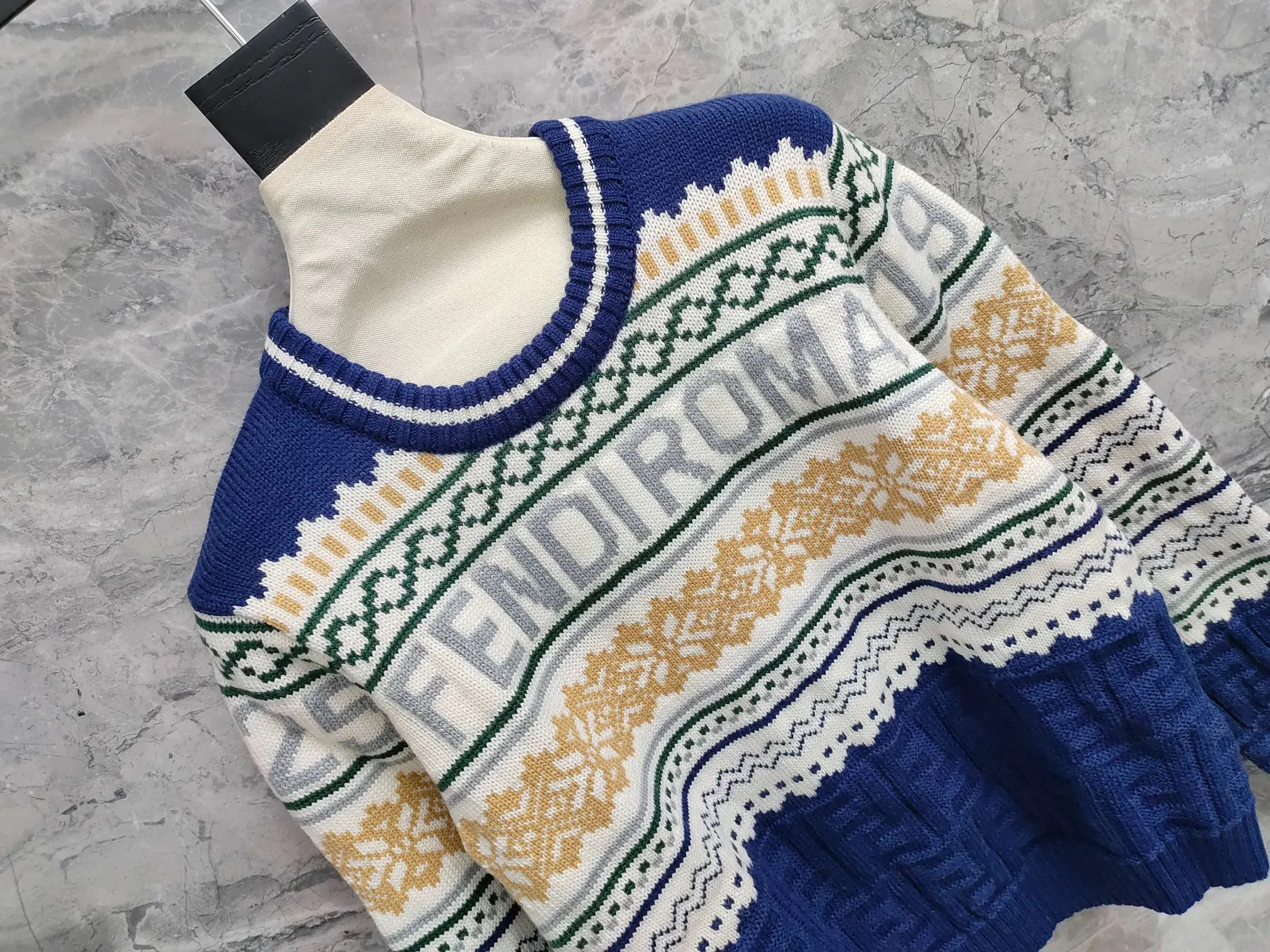 Джемперы И Свитеры Женские Fendi 676733