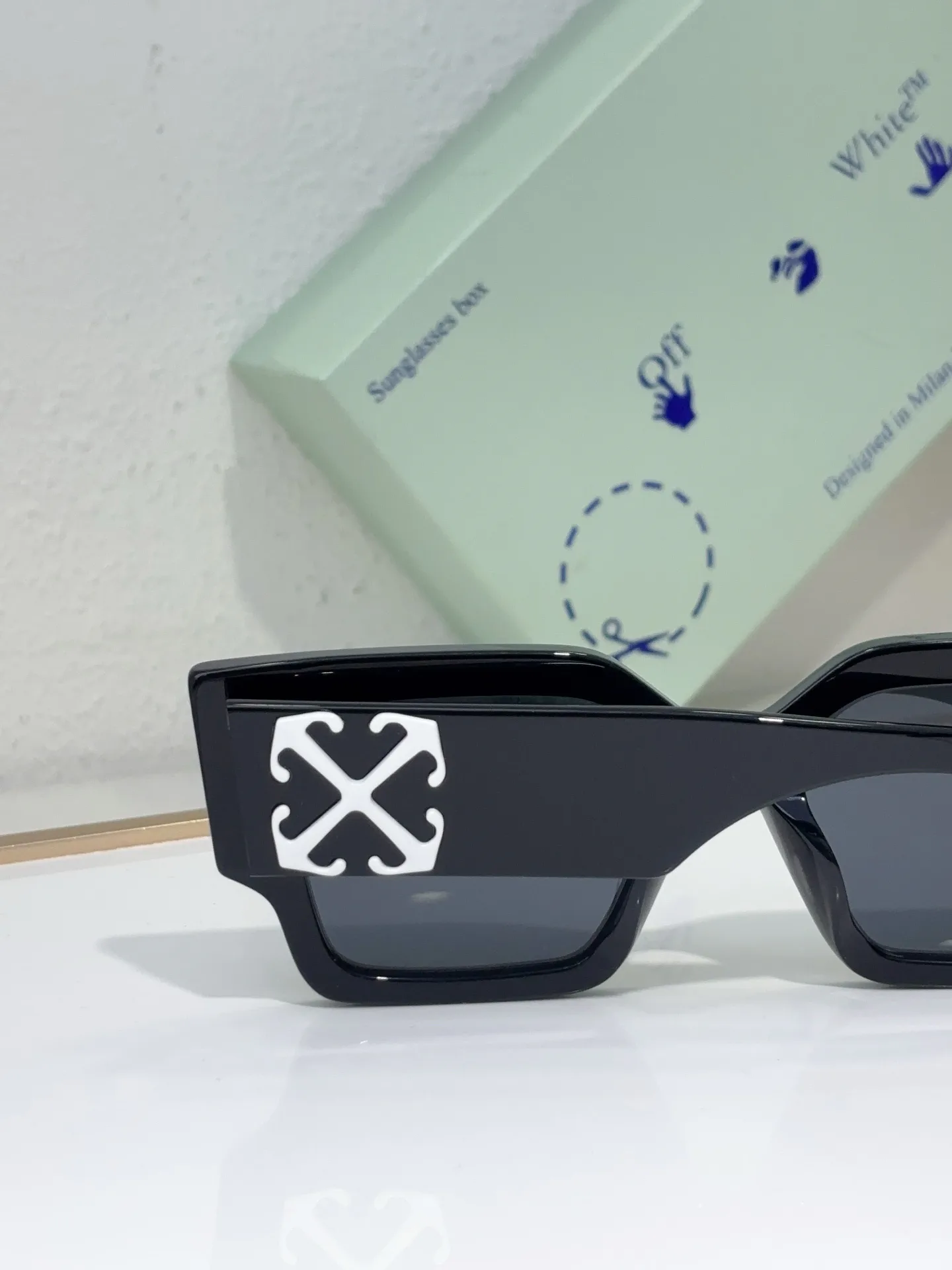 Очки Off-White 18338500