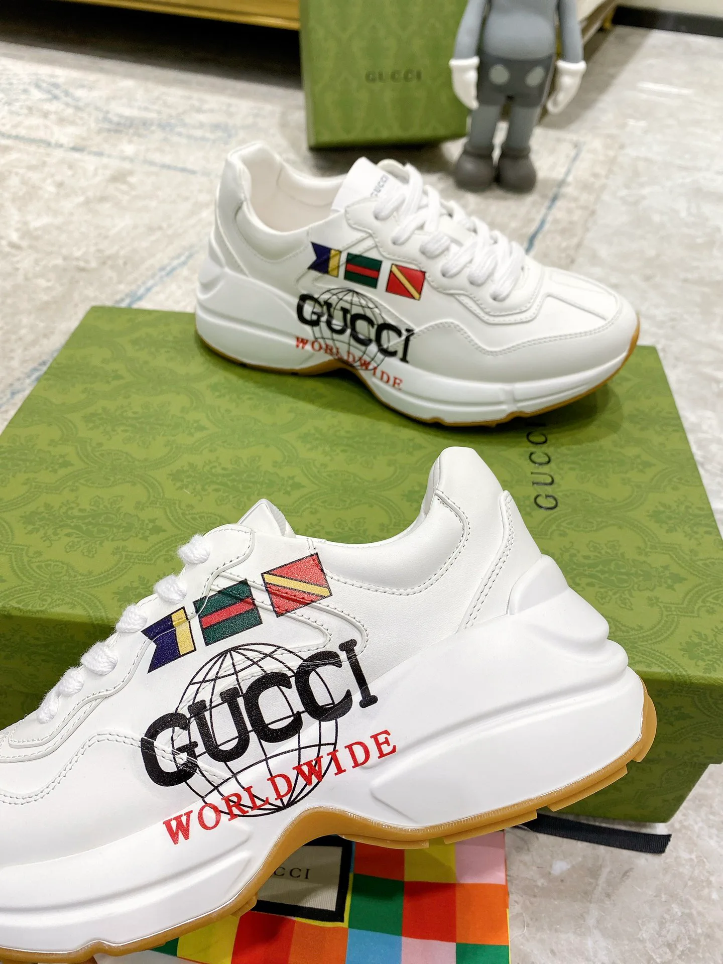 Кроссовки Женские Gucci 375839