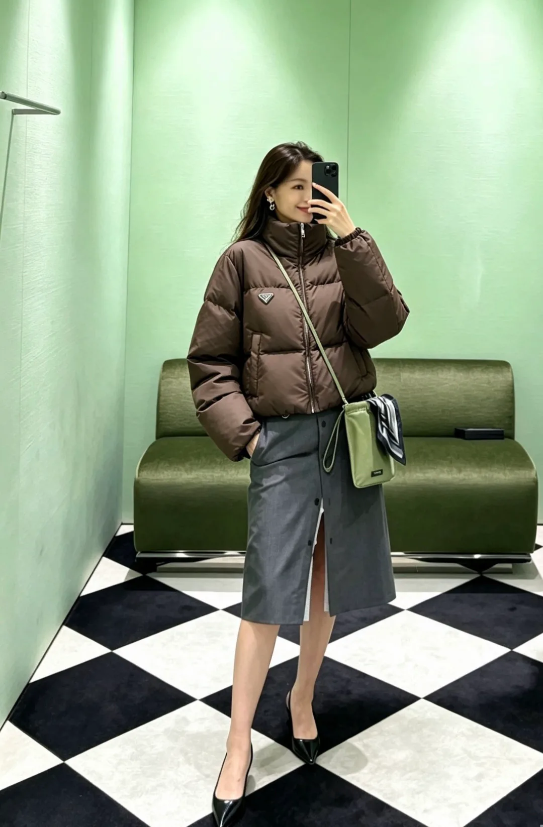 Куртки И Пуховики Женские Prada 18819339