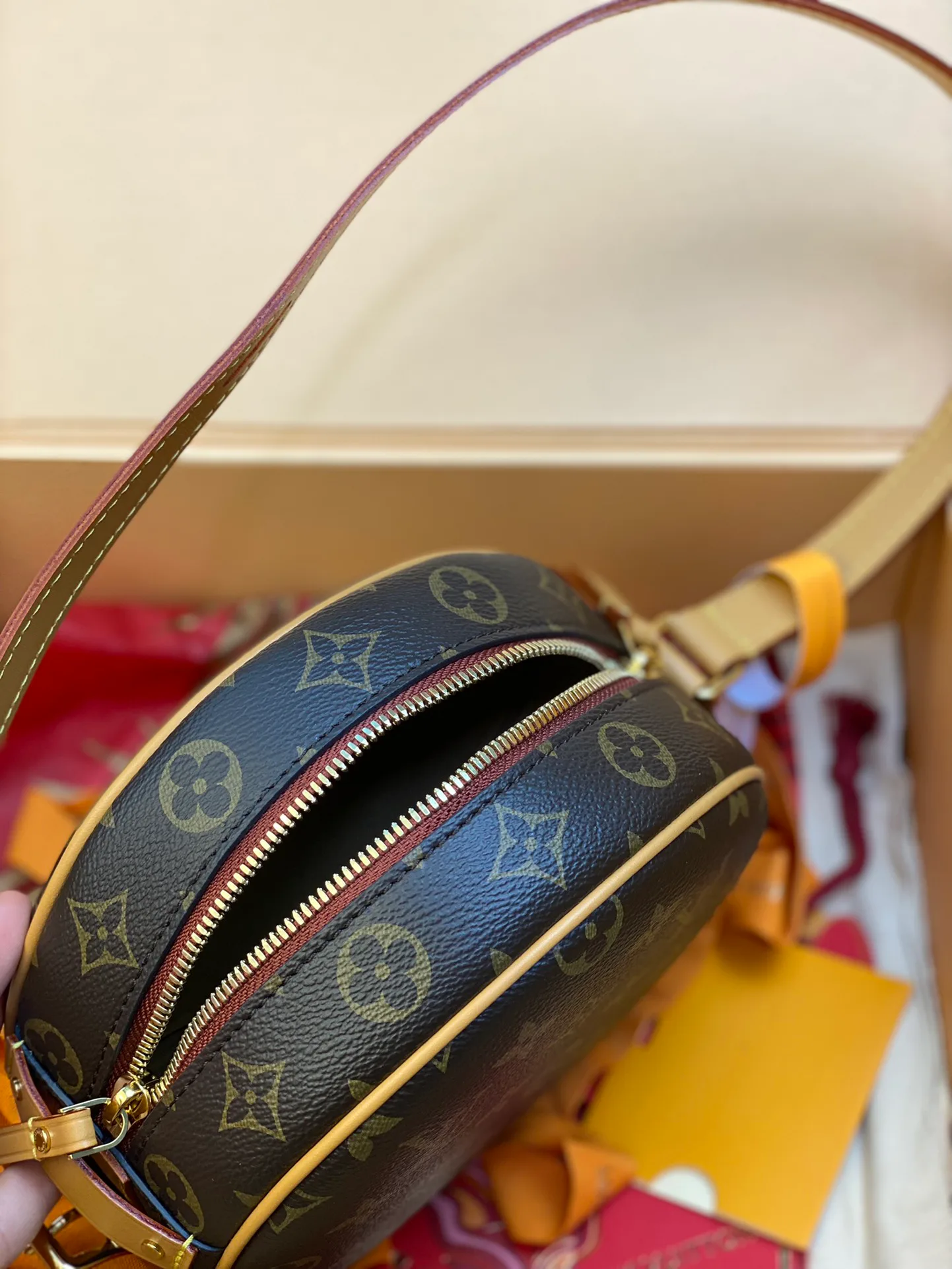 Сумки На Ремне Женские Louis Vuitton 33992