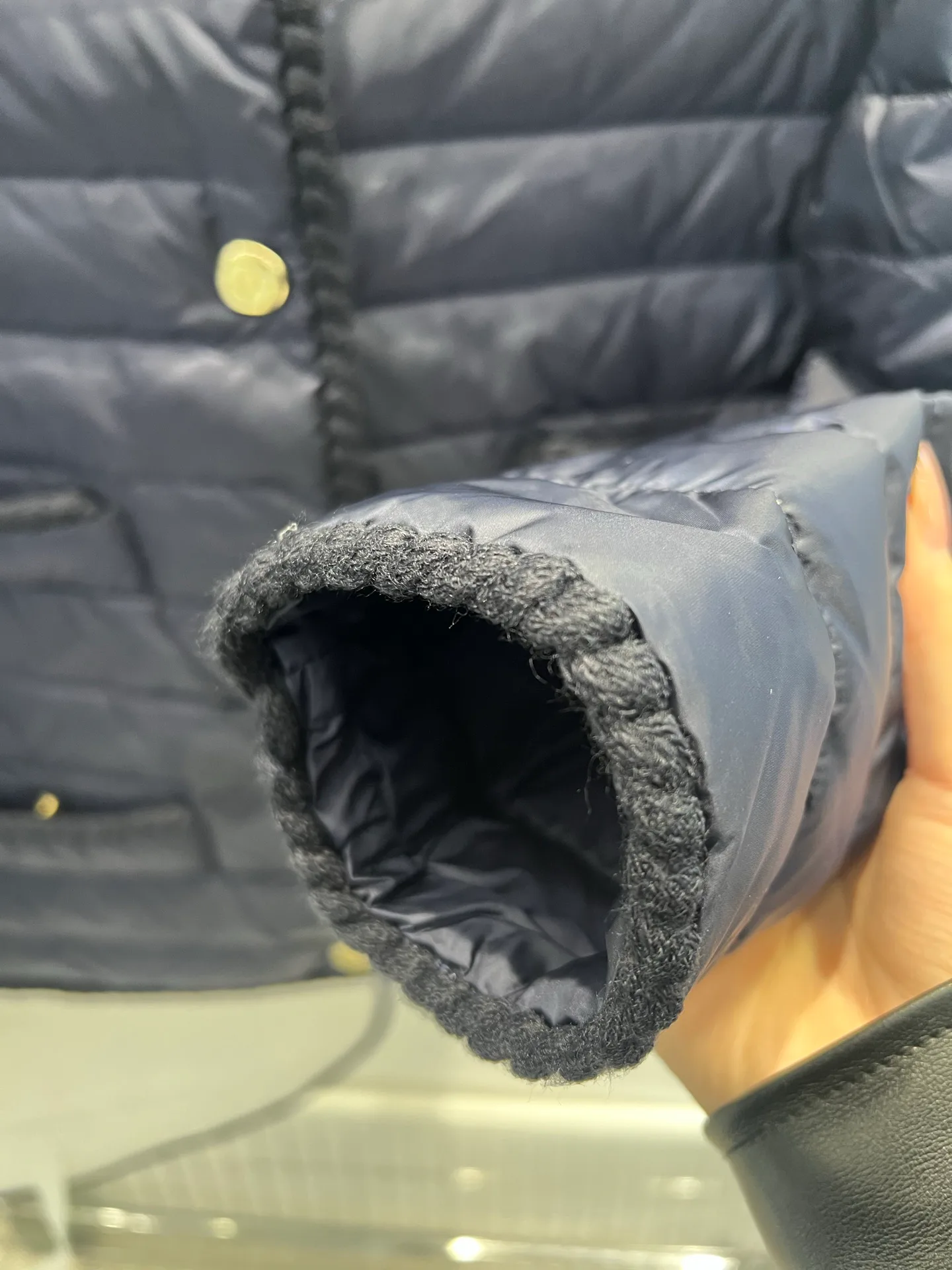 Куртки И Пуховики Женские Moncler 19114937