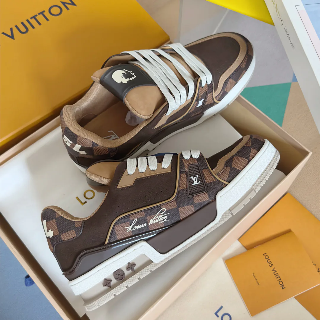 Кроссовки Женские Louis Vuitton 1546740