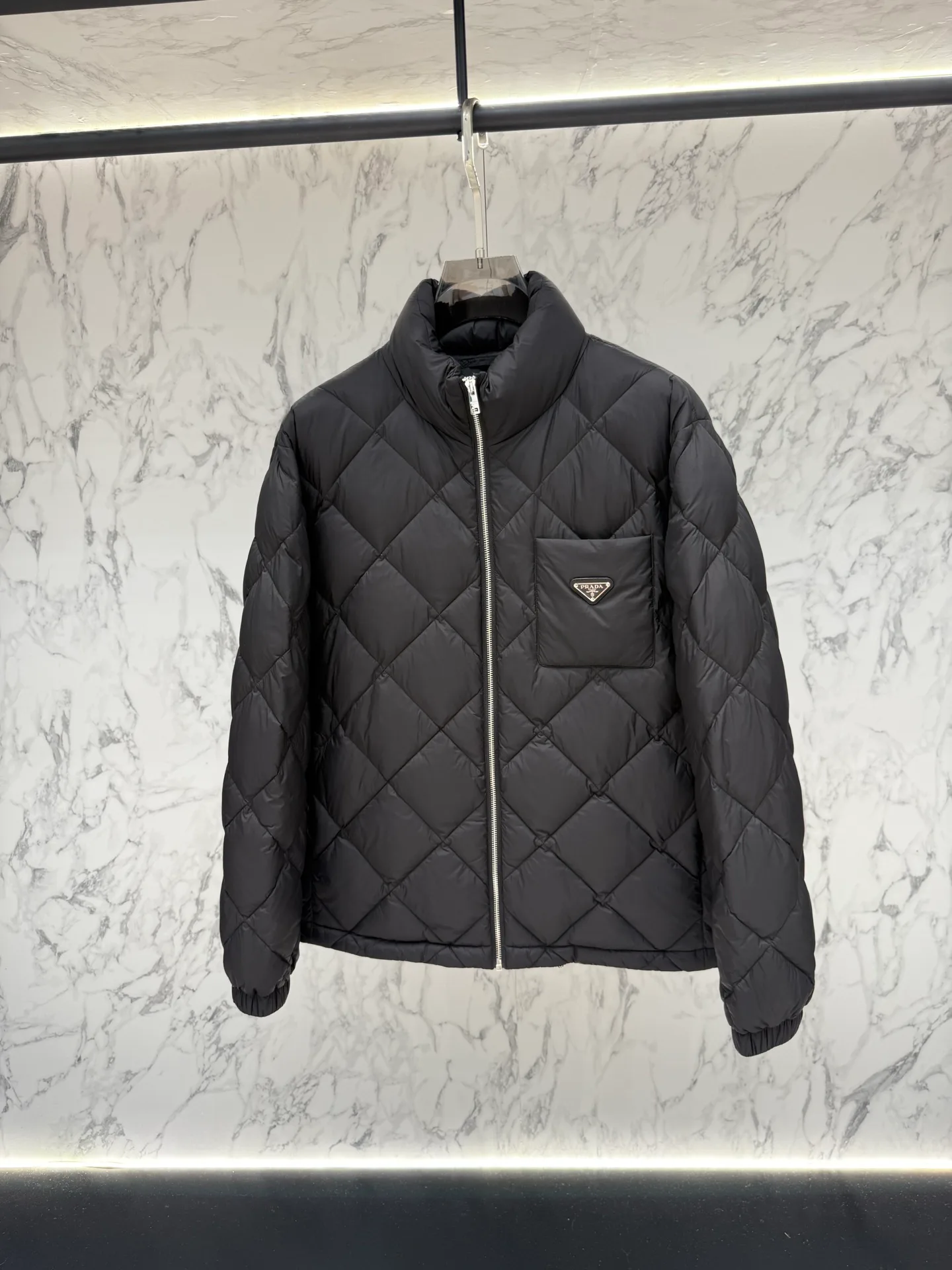 Куртки И Пуховики Женские Prada 18480923