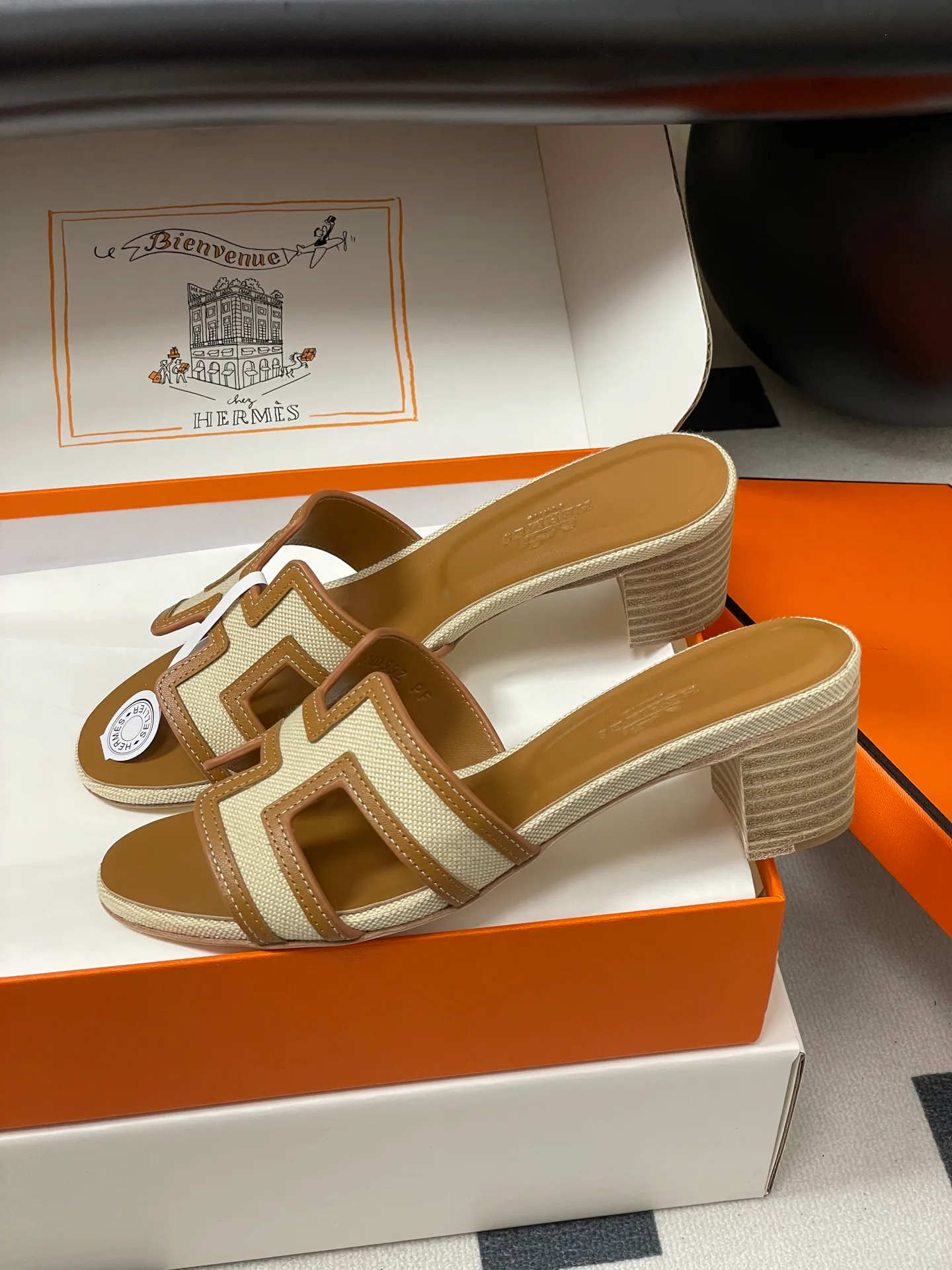 Сандалии Женские Hermes 9411633