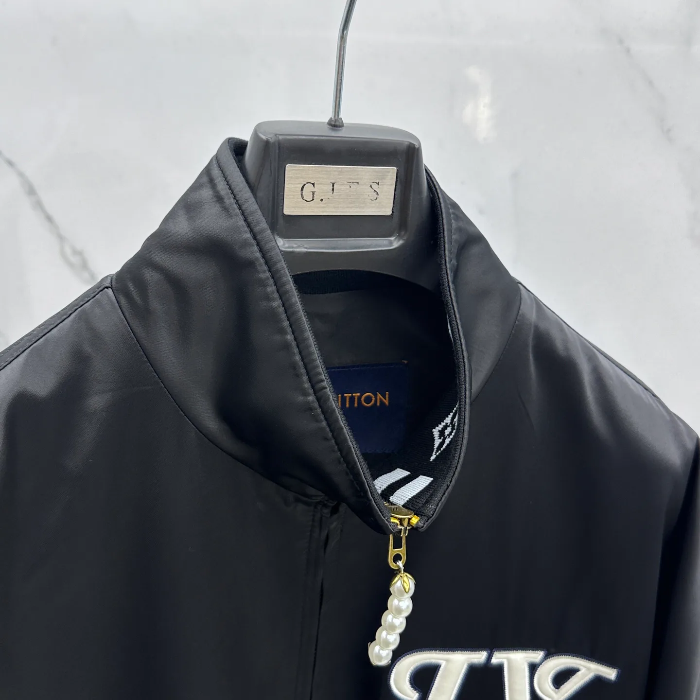 Куртки И Пуховики Мужские Louis Vuitton 18246790