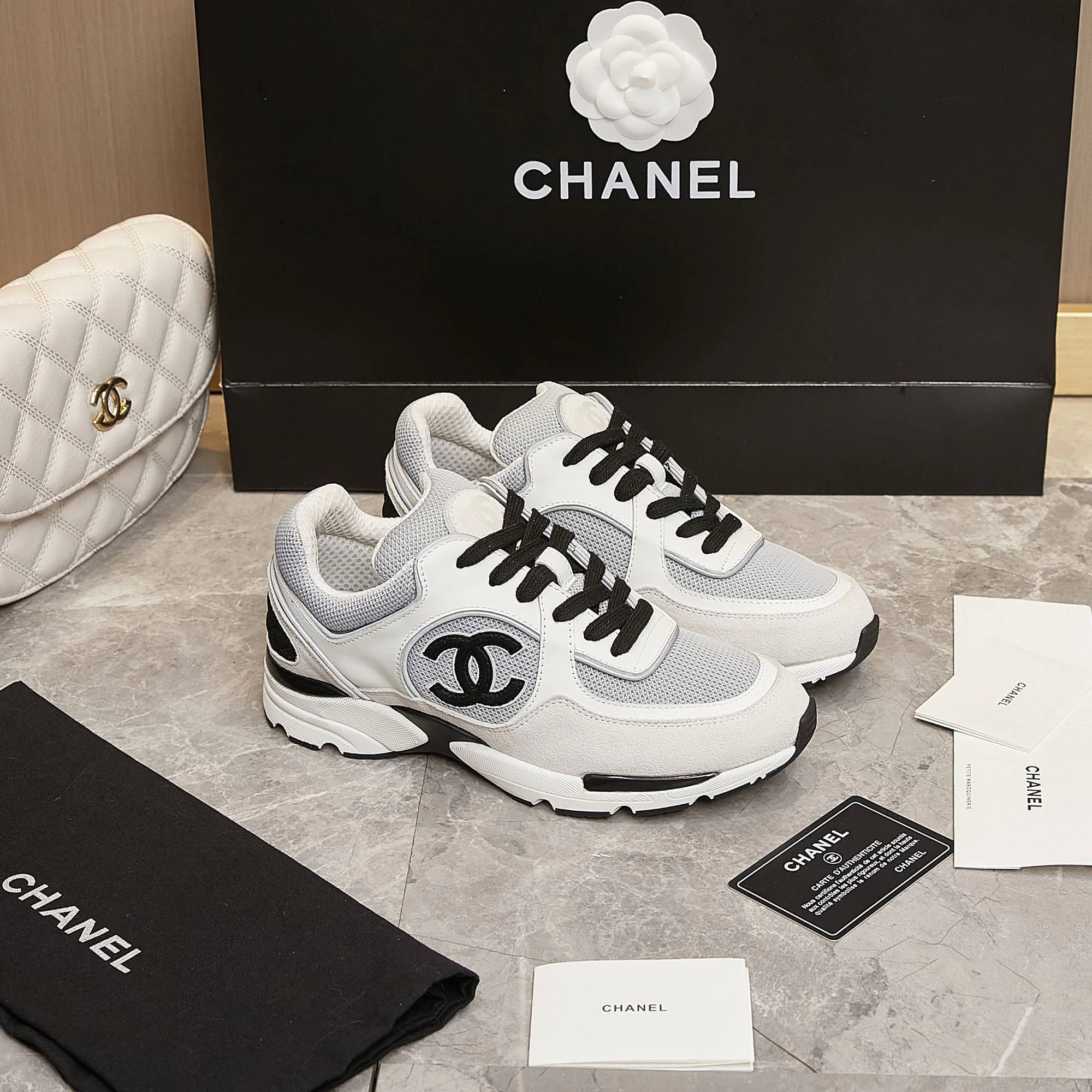 Кроссовки Женские Chanel 11025420