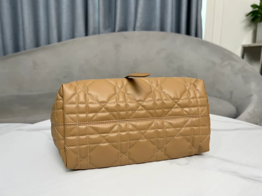 Классические Сумки Женские Christian Dior 11775942