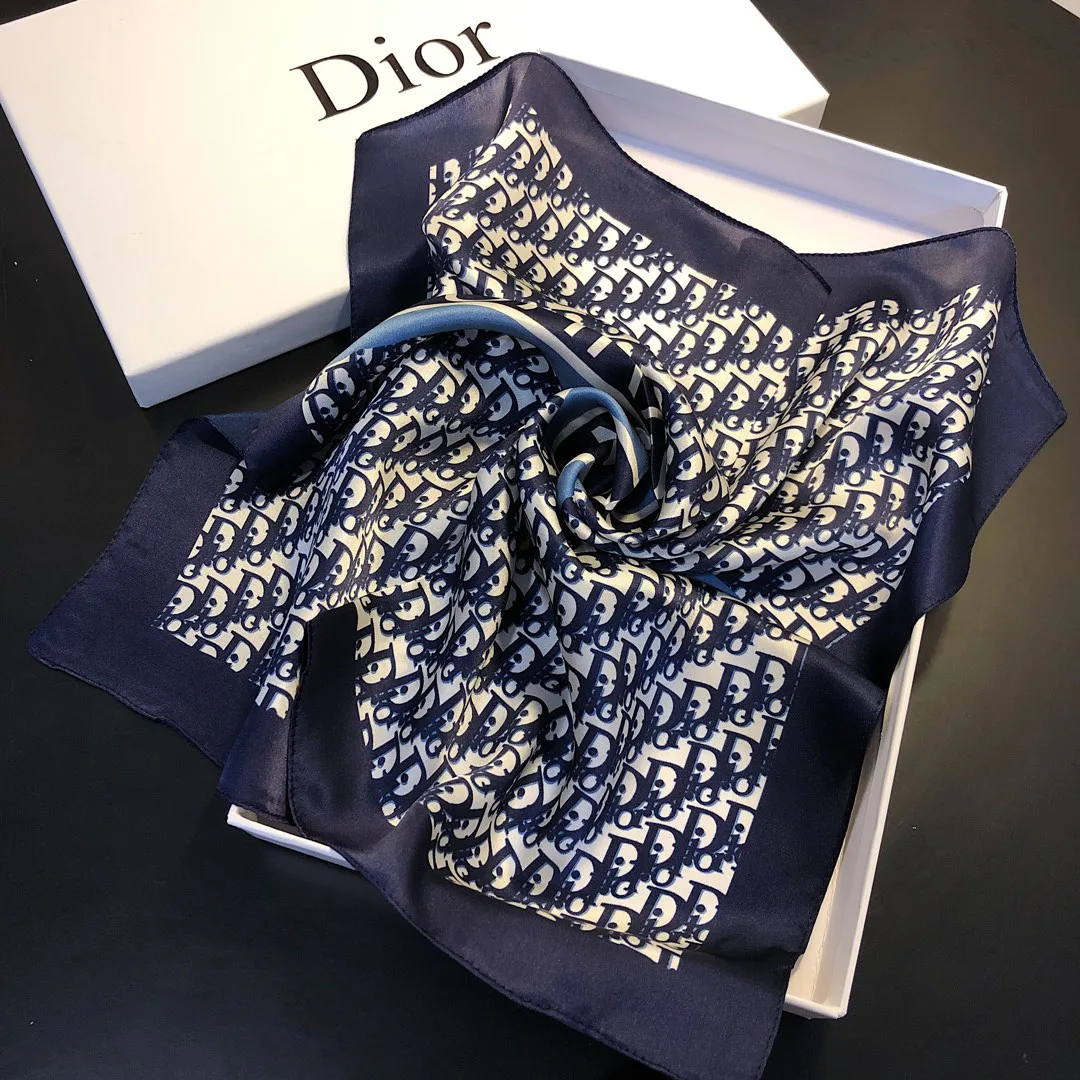 Платки Christian Dior 11762596