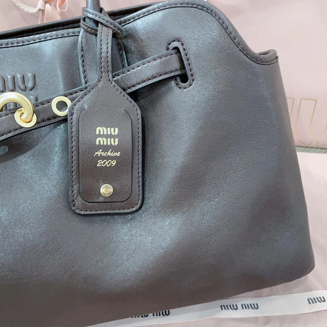 Классические Сумки Женские Miu Miu 18004736