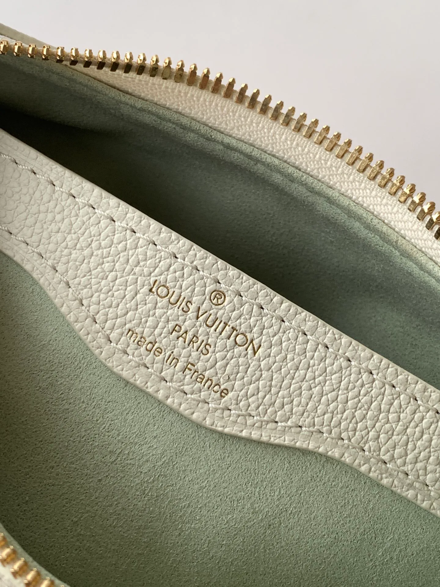 Классические Сумки Женские Louis Vuitton 11872291
