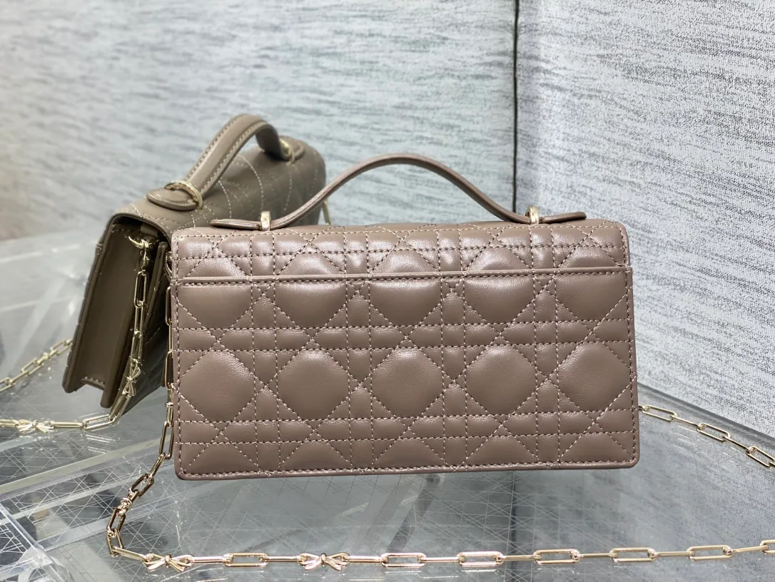 Клатчи Женские Christian Dior 11630142