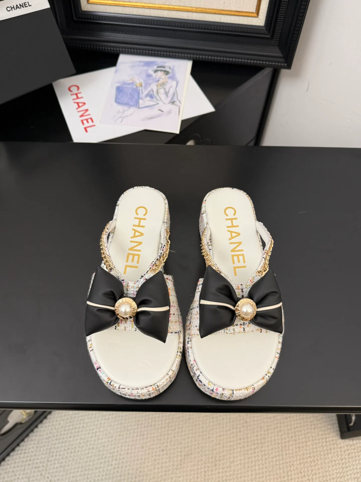 Шлепанцы Женские Chanel 20385