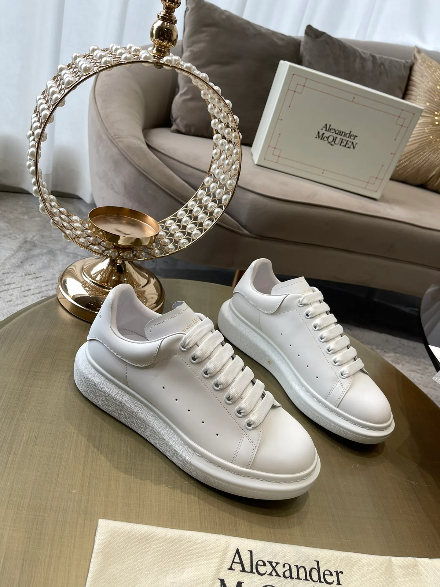 Кроссовки Женские Alexander Mcqueen 18373670