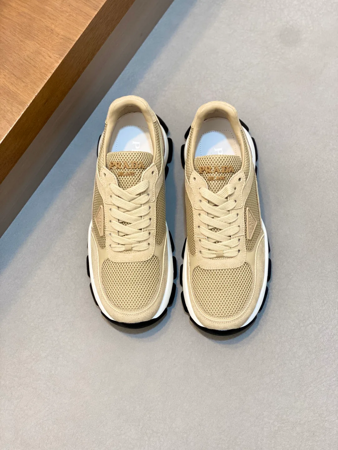 Кроссовки Мужские Prada 18274611