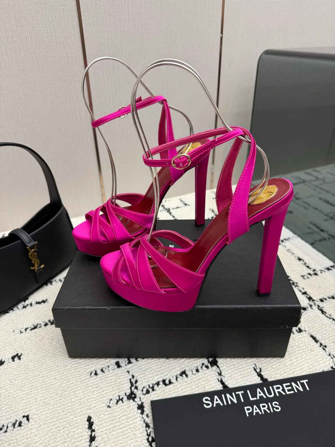 Босоножки Женские Saint Laurent 18049029