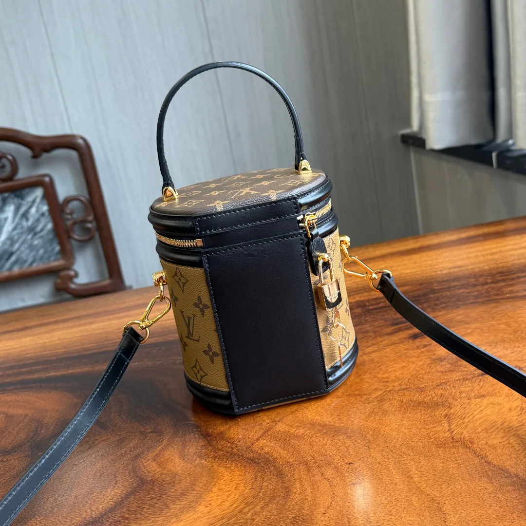 Сумки На Ремне Женские Louis Vuitton 724019