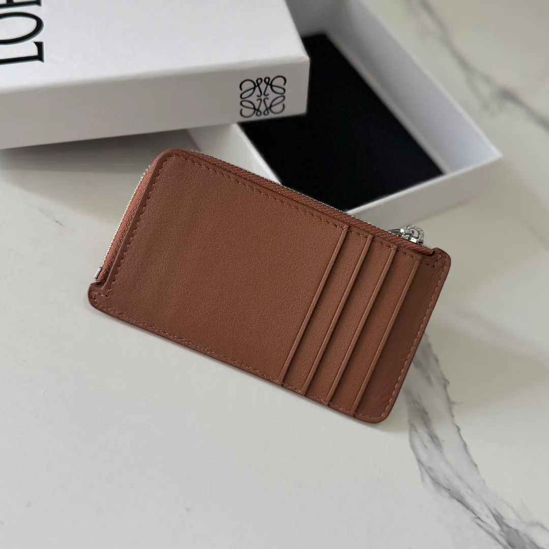 Клатчи Женские Loewe 17331718