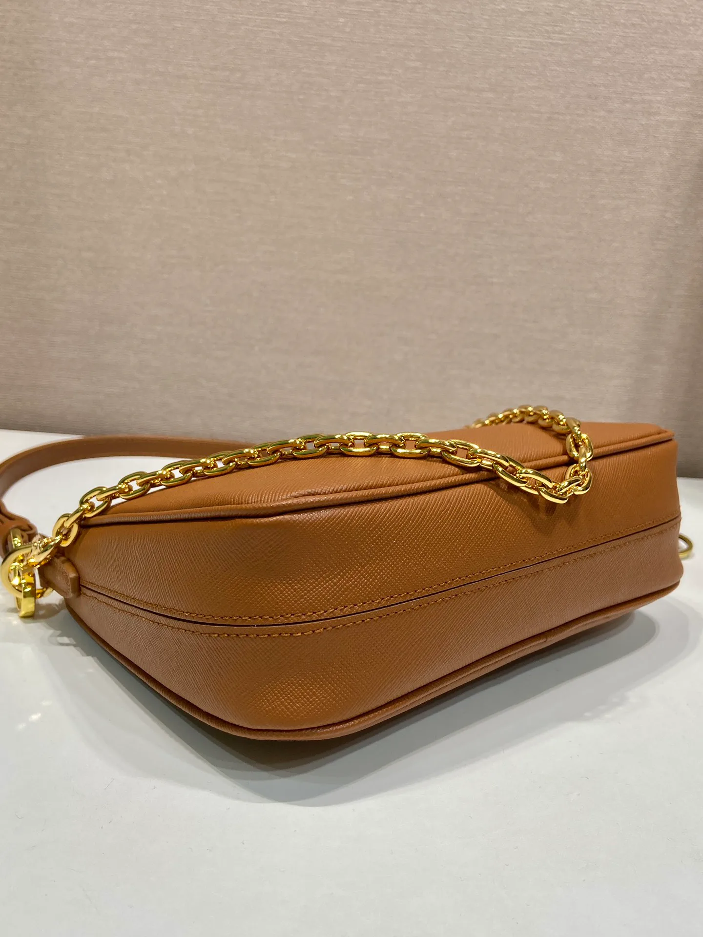Классические Сумки Женские Prada 10000403